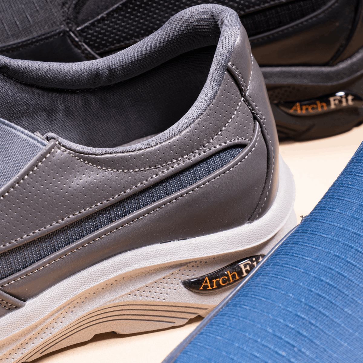 Skechers Shadow SV68