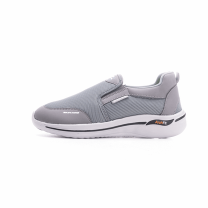 Sketcher Pro 14 – Men’s Comfort Sneaker