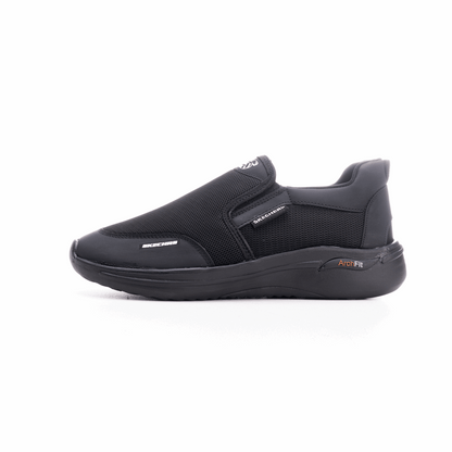 Sketcher Pro 14 – Men’s Comfort Sneaker