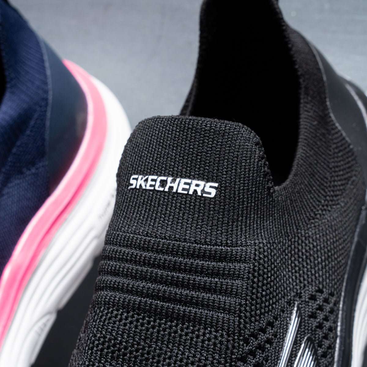 W01 – Women’s Imported Skechers